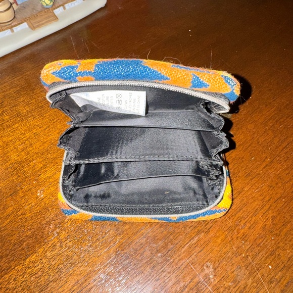 Pendleton Accordion Aztec Pattern Wallet - Picture 4 of 5